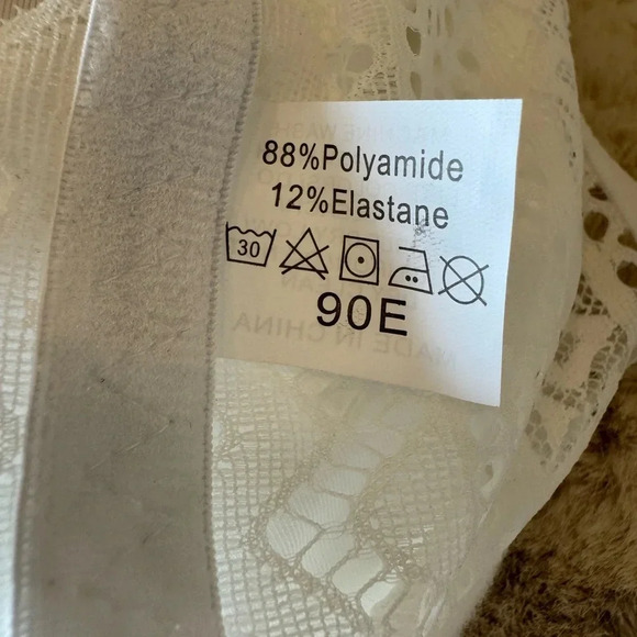 Bra in white size 40D - New, but no tags - Picture 5 of 15